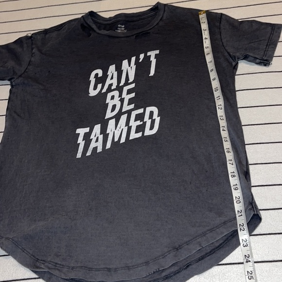 AERIE Distressed Can’t Be Tamed T-shirt Size XXS - Picture 7 of 12